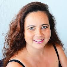 Amazon.com: A New Day Dawns: Breaking Up with Abuse: 9780996171267:  Glessing, Erica M, Grace Hart: Books