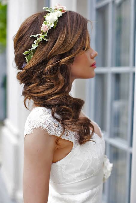 Wedding Hairstyles With Flowers 30+ Looks & Expert Tips