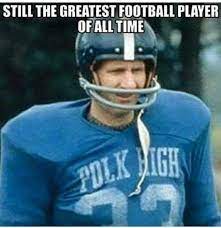 Just dong because the alternative makes me shudder. Don T Let The Ne Patriots 6th Title Distract You From The Fact That In 1966 Al Bundy Scored Four Tds While Pla Football Best Football Players Football Players