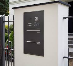 Wall Column For Mailbox And Bell Briefkastenanlage Briefkasten Toreinfahrt