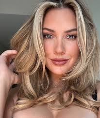 👀 Paige Spiranac Makes BIG Career Announcement With New Photo 📸 FULL  shots in comments ⬇️