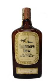 Tullamore Dew Blend Brown Bottle Cigars And Whiskey Irish Whiskey Irish Beer
