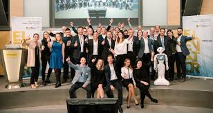 Vr bank richtet spendenkonto für die hochwasseropfer im berchtesgadener land ein und verdoppelt spenden. Elevator Lab Vierter Durchgang Des Fintech Programms Mit Neuem Setup