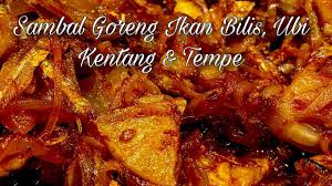 Sambal bagi orang indonesia sudah seperti lauk primer. Resepi Sambal Goreng Ikan Bilis Ubi Kentang Tempe Mudah Sedap Youtube