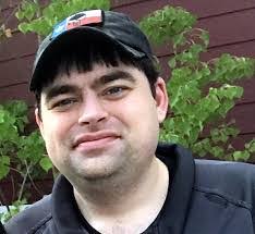 Jonathan Lenz's Instagram, Twitter & Facebook