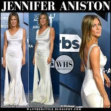 Jennifer Aniston In White Silk Maxi Dress At Sag Awards 2020 Jenniferaniston Dress Redcarpet Hollywood Celebr In 2020 White Silk Dress Jennifer Aniston Silk Dress