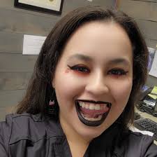 Hello, I've just moved here a few months ago and I'm looking for a good  recommendation of a tattoo place/artist. Thank you 😊