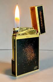 St Dupont Gold Dust L2 Pocket Lighter In 2020 Pocket Light Lighter Gold Light