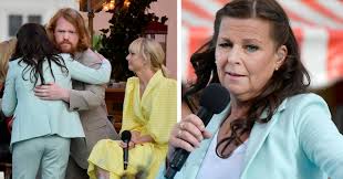 Anna werner strålar på scen, men privat kan hon vara blyg och skruvar besvärat på sig då hon ska fotograferas. Lotta Pa Liseberg 2020 Corona