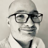 600+ profilů „Klecha“