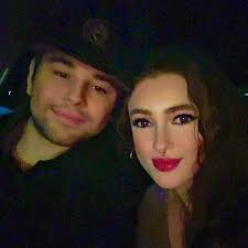 Madelyn Cramer (@madelynncramerr)