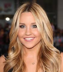 Name a celeb who was destined for superstardom but somehow couldn't make  it. : r/Fauxmoi