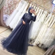 628 Likes 15 Comments Tual Moda Tualmodagelinlik On Instagram Yeni Inci Model Nisanlik Busraaoz Muslim Prom Dress Hijab Dress Party Ball Gown Dresses
