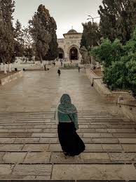 دانت وزارة الخارجية وشؤون المغتربين اقتحام الشرطة والقوات الخاصة الإسرائيلية المسجد الأقصى المبارك/ الحرم القدسي الشريف والاعتداء الهمجي على المصلين. Ø¥ÙØ±Ø­ ÙŠØ§ Ù‚Ù„Ø¨ÙŠ Ø§Ù„Ù…Ø³Ø¬Ø¯ Ø§Ù„Ø§Ù‚ØµÙ‰ Ø§Ù„Ø´Ø±ÙŠÙ Al Aqsa Mosque By Mona