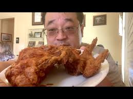 Willie Mae's Scotch House and it's amazing fried chicken! March 7th 2022