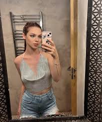 Foxy Laura Nude Leaked Onlyfans Photo 2 Free Online | Of CelebExposed