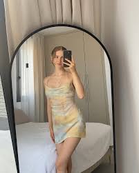 current mood: i need more dresses 👗✨