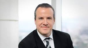 Fernando Oliveros's Instagram, Twitter & Facebook