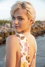 Blessed afternoon with a beautiful young woman