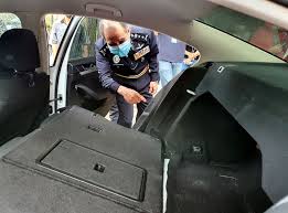 Check spelling or type a new query. Polis Rampas Dadah Rm4 2 Juta Empat Ahli Sindiket Ditahan Utusan Borneo Online