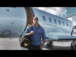 How The Uber Of Private Jets Is Winning Over Celebrities And Ceos Private Jet The Rock Dwayne Johnson Flying First Class