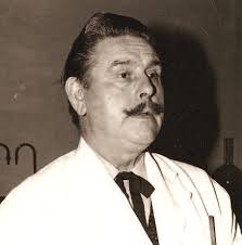 Teaching the chemists of the future Complex shapes from simple molecules  Probing the properties of porphyrins What's next for