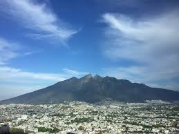 Mohamed lemine ould dhehby, ministre des finances de la république islamique de mauritanie, et m. Vivre A Monterrey Au Mexique Femmexpat