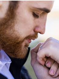 Sean Ebel's Instagram, Twitter & Facebook