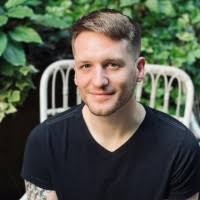 400+ "Bannon" profiles