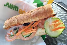 When it comes to your dog's diet, you want the best for his or her health. 7 Healthy Fast Food Options