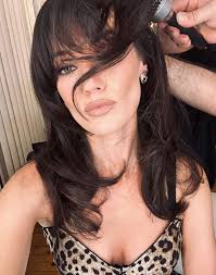 Pınar Deniz yeni imajıyla Ay Yapım gecesine katıldı: Estetik iddiaları  güçlendi » Mavi Kadın