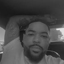 Denzel Bright (@thatboyzel)