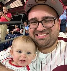 Stacy Roche's Instagram, Twitter & Facebook