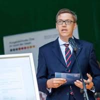Bei bankleitzahlen suche finden sie sämtliche bankleitzahlen der in deutschland ansässigen banken. Jan Bottger Sprecher Der Geschaftsleitung Dresden Deutsche Bank Ag Linkedin