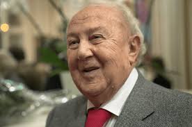 Exposition de Zourab Tsereteli au Centre de Russie pour la science et la  culture à Paris