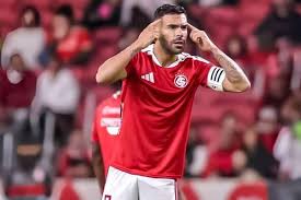 Bernabei, Bruno Henrique, Vitinho, Bruno Gomes, Félix Torres, Matheus Bahia, Gabriel Mercado, Victor Gabriel, Rodrigo Villagra e Maripán: os jogadores do Internacional com mais interceptações no Brasileirão