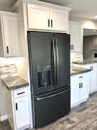 Ge Fridge In Black Slate Kitchen Cabinets With Black Appliances Black Appliances Kitchen Slate Appliances Kitchen