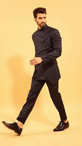 Your look should mesh appropriately in a relaxed atmosphere while respecting the momentous event of a wedding. Pin On Neo Groomsmen Ideas