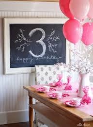 Ella S Birthday Throwing Together A Last Minute Party Ella Claire Kids Themed Birthday Parties Kids Party Tables Pink Birthday Party