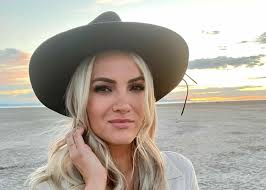 Hidden Gems: Meet Stephanie Wolfley of Ruby Lash