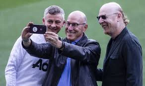He also remains one of the most popular athletes in american professional sports, making him even more enticing to franchises a reader asked glazer about the chances brady joins jon gruden and the raiders. Man Utd Owners The Glazers Shown Decision They Must Make After Tom Brady Wins Super Bowl Football Sport Express Co Uk