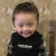 Jeff Phinney's Instagram, Twitter & Facebook