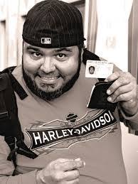 Derek Marlatt's Instagram, Twitter & Facebook