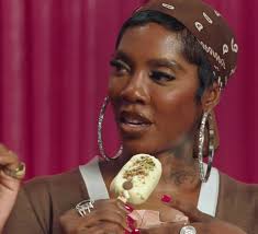 Back in the world of “PARLOUR TALKS” for episode 3 for @magnumuki in collab  with @clashmagazine & @mindshareuk with the formidable force that is NELLA  ROSE