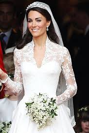 To create the most flattering styles, our design team uses real customers' measurements and a size 18 fit model. Kate Middleton Wedding Dress Picture Royal Wedding Kate Middleton Flowers Instyle