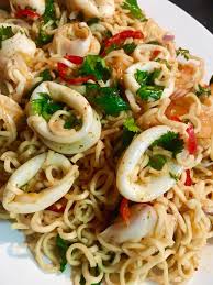 Sour, salty, and sweet are perfectly balanced in this classic thai noodle dish. Kerabu Maggi Ala Thai