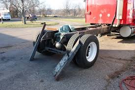 How to remove the ball out of the bed when not towing. Would You Trust This Gooseneck Hitch Dodge Diesel Diesel Truck Resource Forums