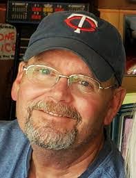 Bruce Loesch's Instagram, Twitter & Facebook