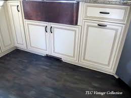 How To Chalk Paint Wood Laminate Floor Wood Laminate Flooring Wood Laminate Laminate Flooring