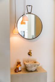 Un Appartement En Duplex Avec Jardin Et Piscine A Marseille Deco Deco Maison Planete Deco